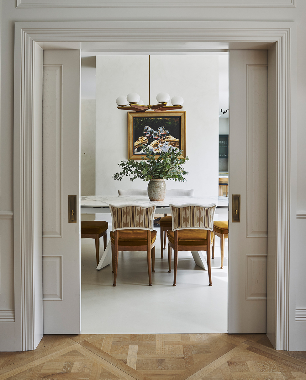 London Home Renovation - Richmond Bell Architects - Dining Room Sliding Doorsa